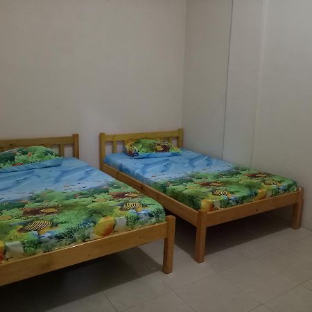 D'Kost Batam Hostel Нагоя Екстериор снимка