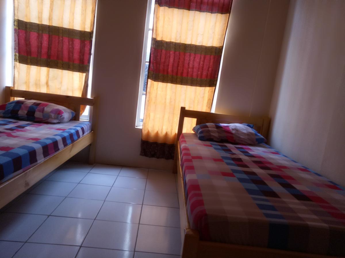 D'Kost Batam Hostel Нагоя Екстериор снимка