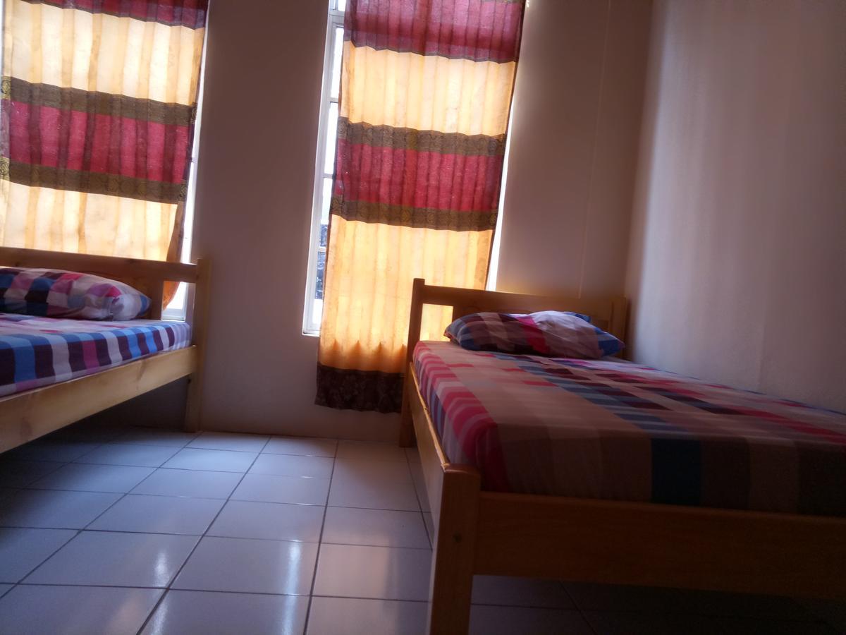 D'Kost Batam Hostel Нагоя Екстериор снимка